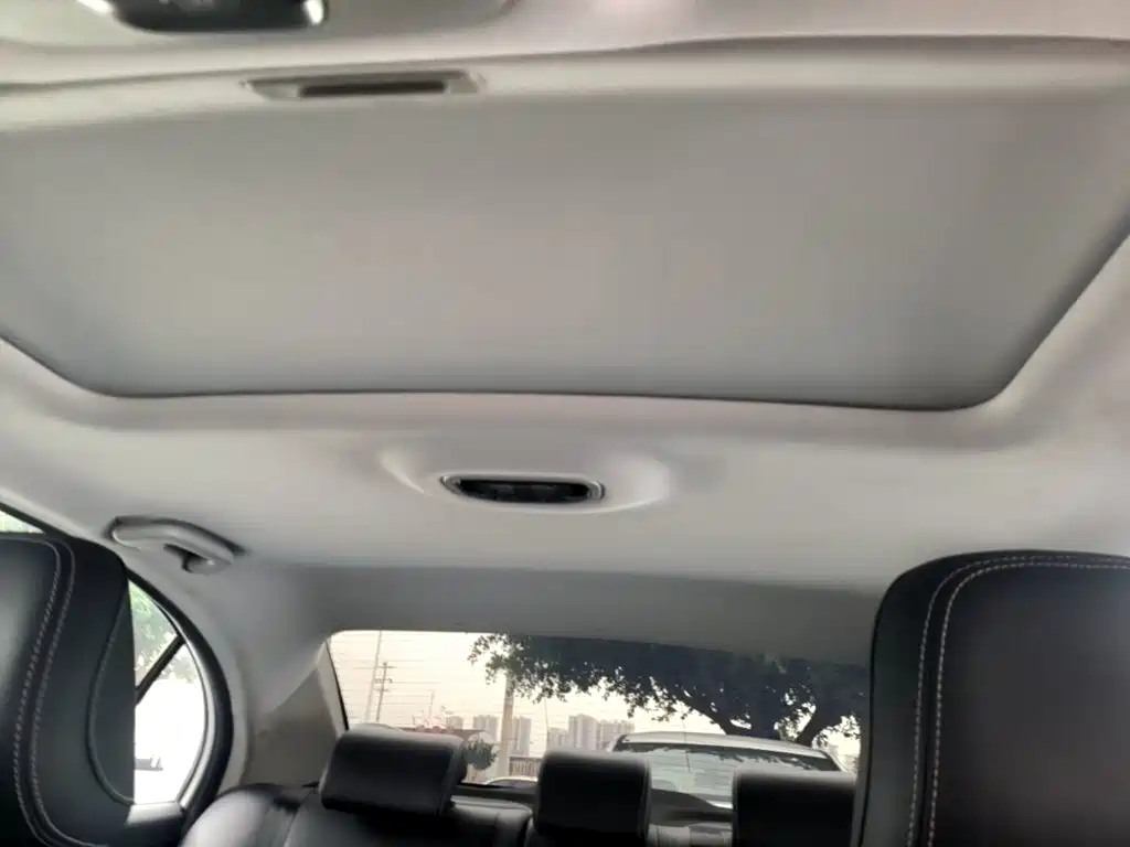 Geely Emgrand — миниатюра 18