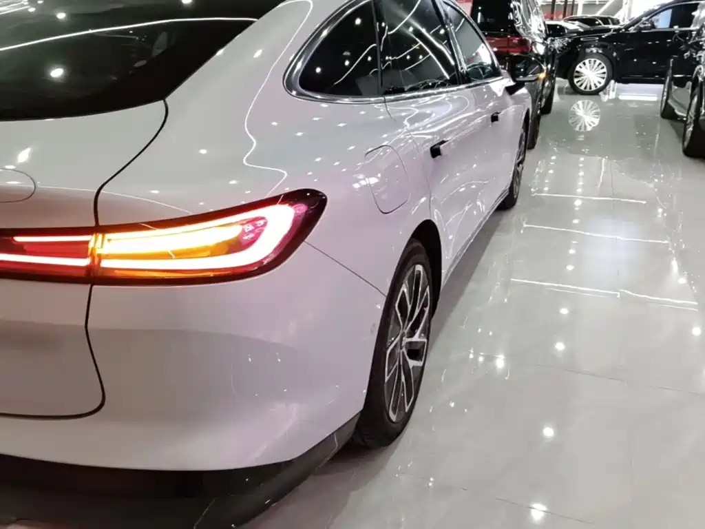 Baojun Xiangjing — миниатюра 8