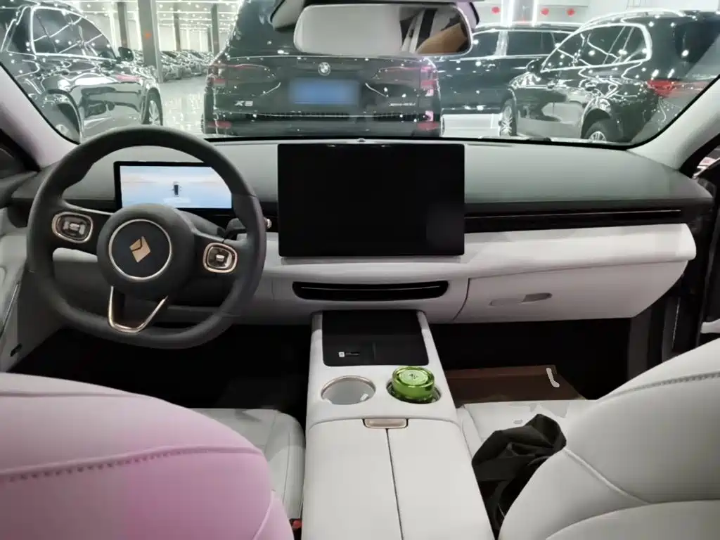 Baojun Xiangjing — миниатюра 10