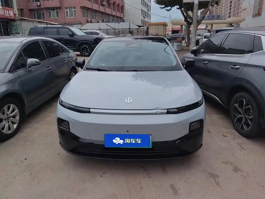 Leapmotor Leapmotor B01 — миниатюра 2