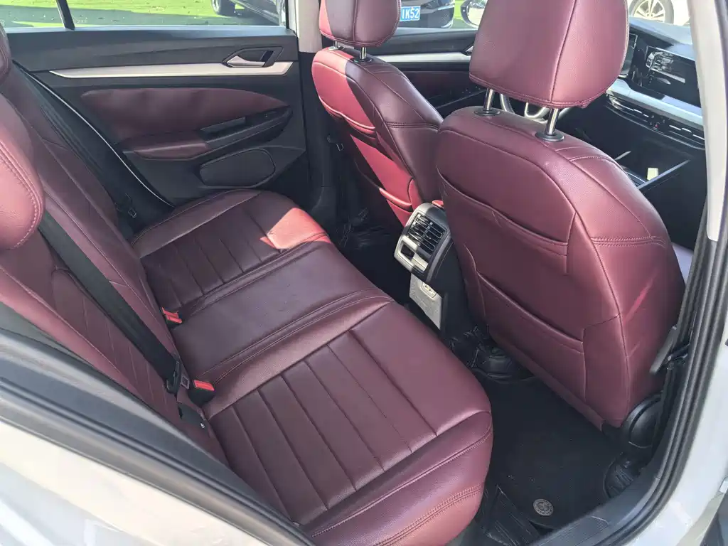 Volkswagen Golf — миниатюра 8