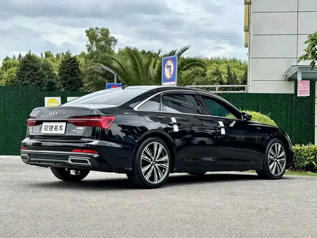 Audi A6L 2022 45 TFSI quattro