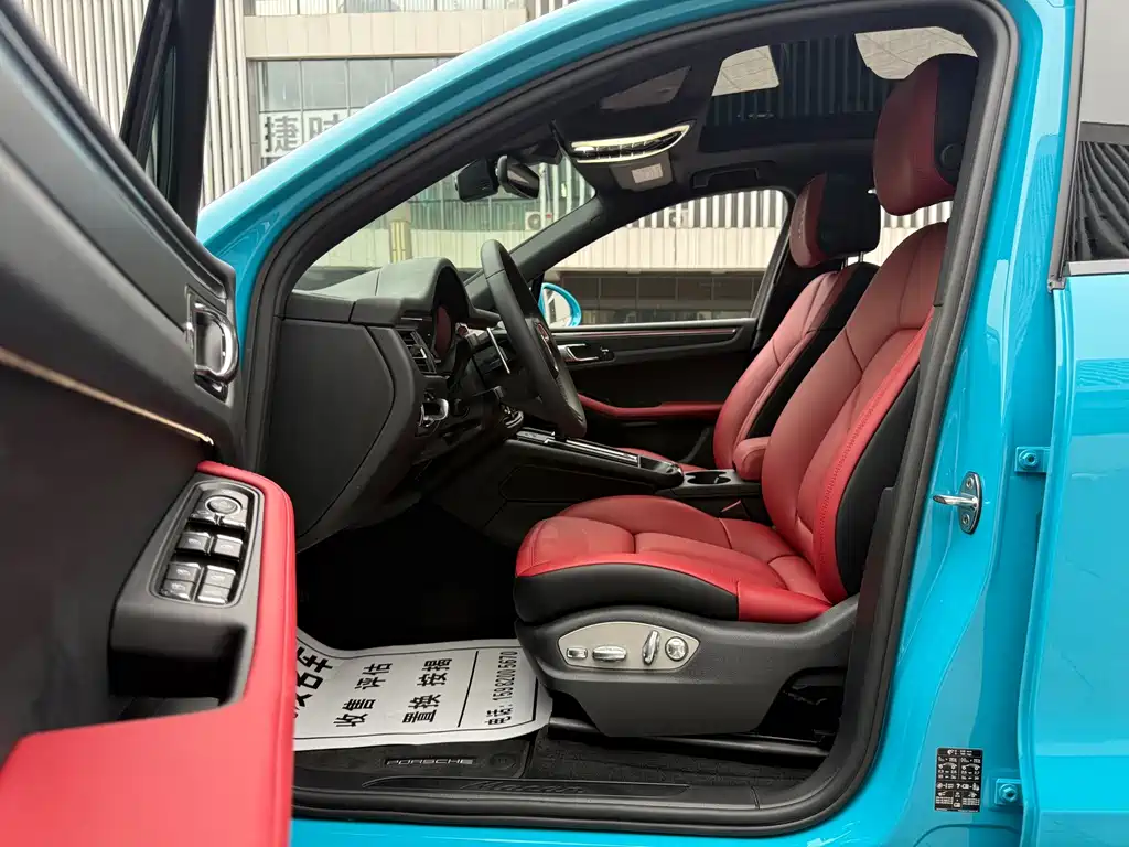 Porsche Macan — миниатюра 19