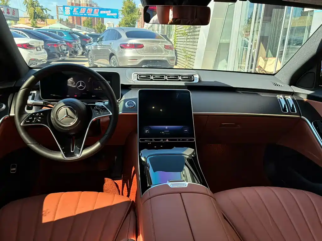 Mercedes-Benz S-Class — миниатюра 8