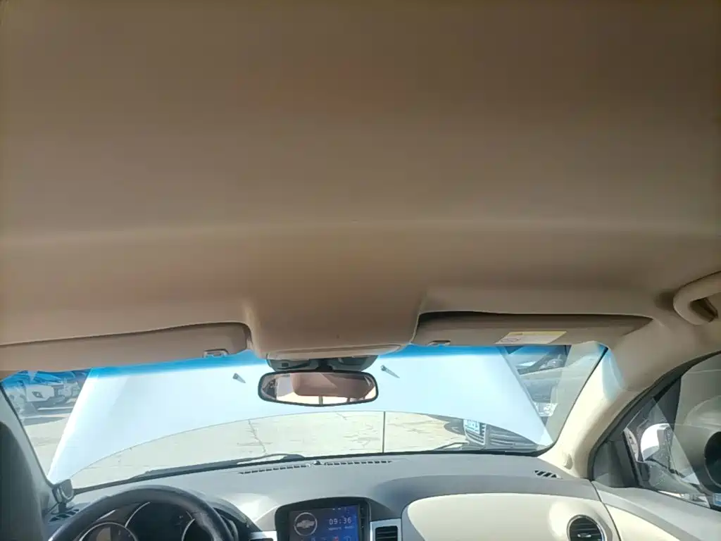 Chevrolet Cruze — миниатюра 18