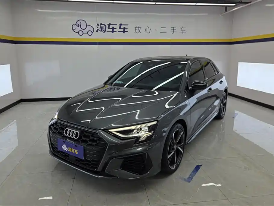 Audi A3 2022 Sportback 35 TFSI Fashion Sport