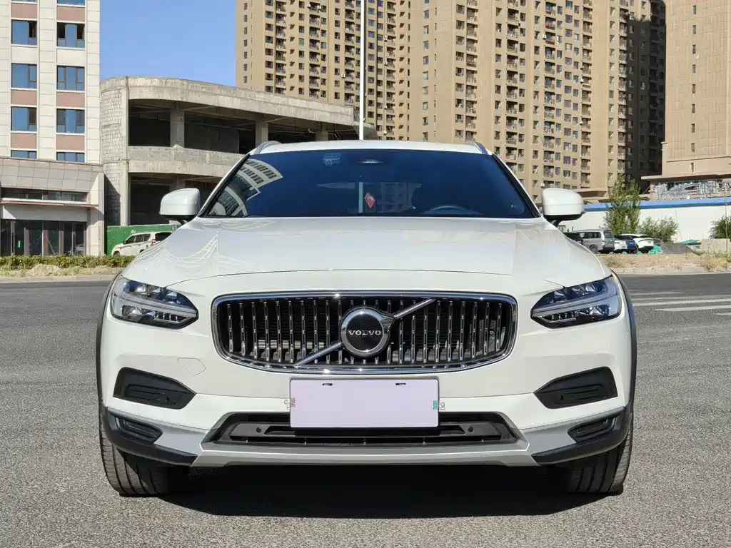Volvo V90 — миниатюра 2