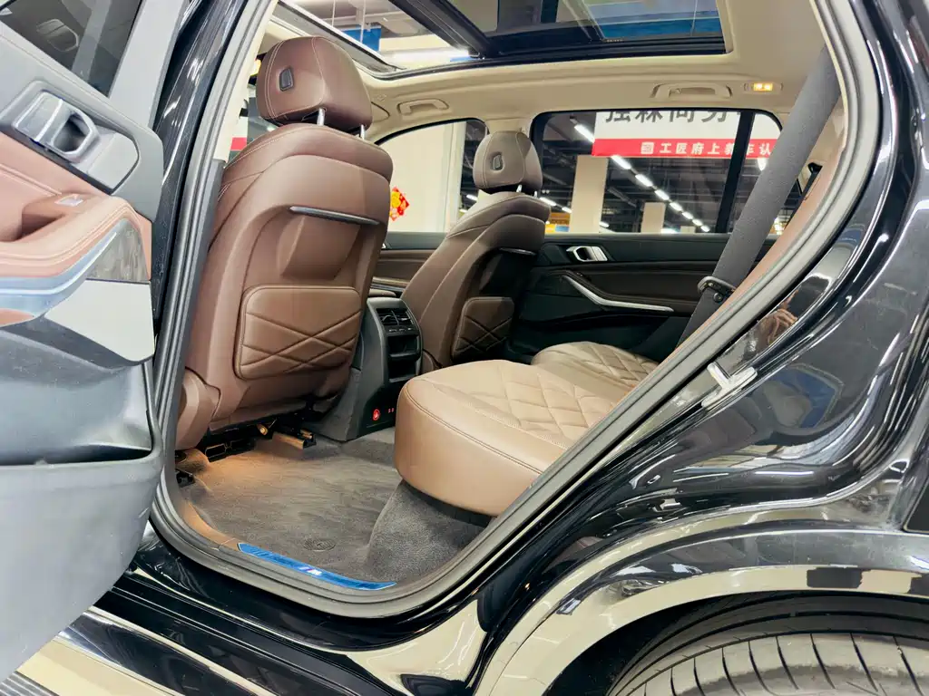 BMW X5 — миниатюра 8