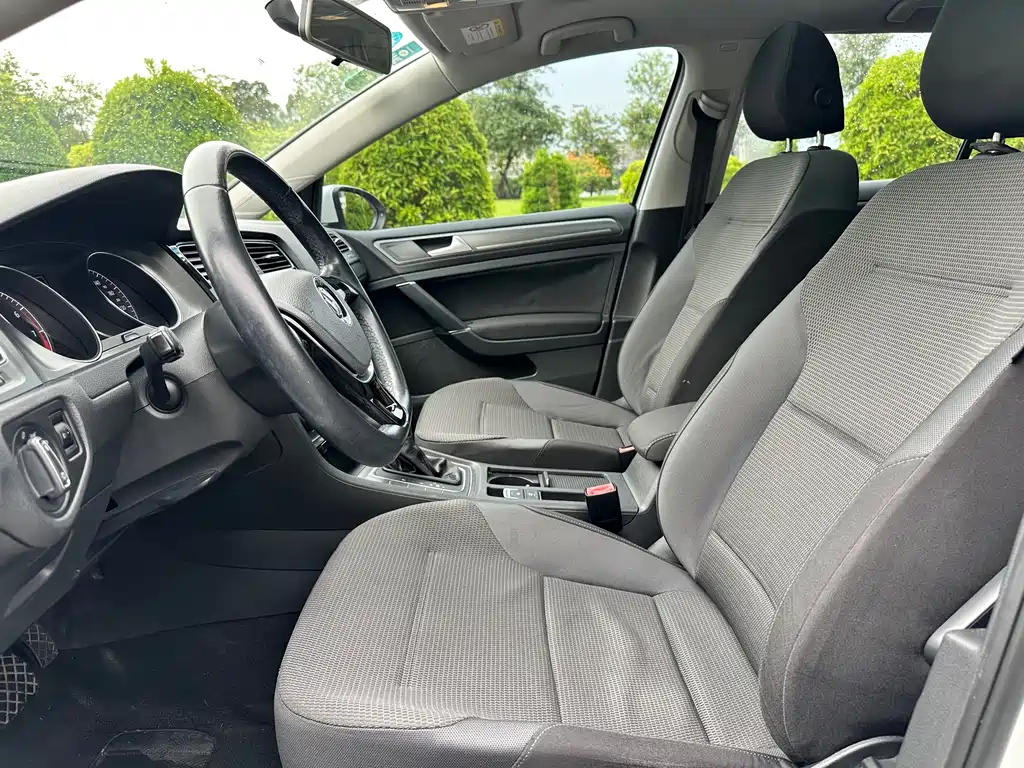 Volkswagen Golf — миниатюра 15