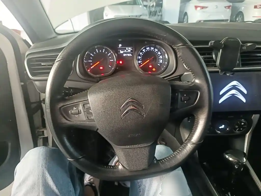 Citroen C3-XR — миниатюра 11