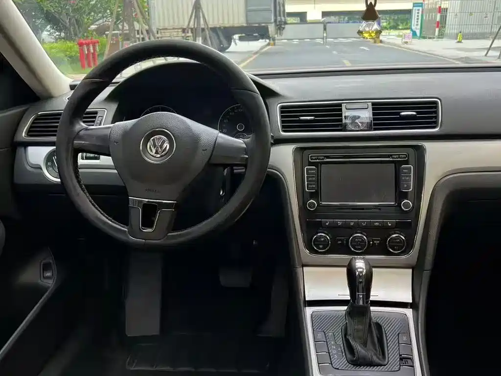 Volkswagen Passat 2014 1.8TSI DSG