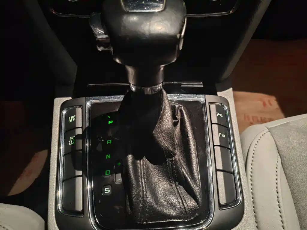 Skoda Superb — миниатюра 10