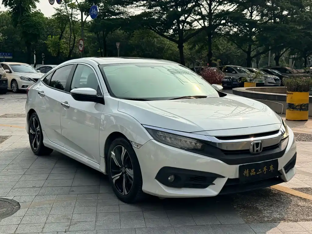 Honda Civic — миниатюра 3