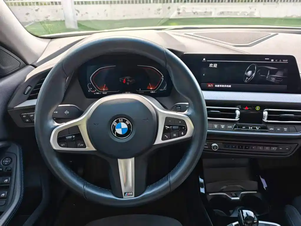 BMW 2 Series (Import) — миниатюра 6