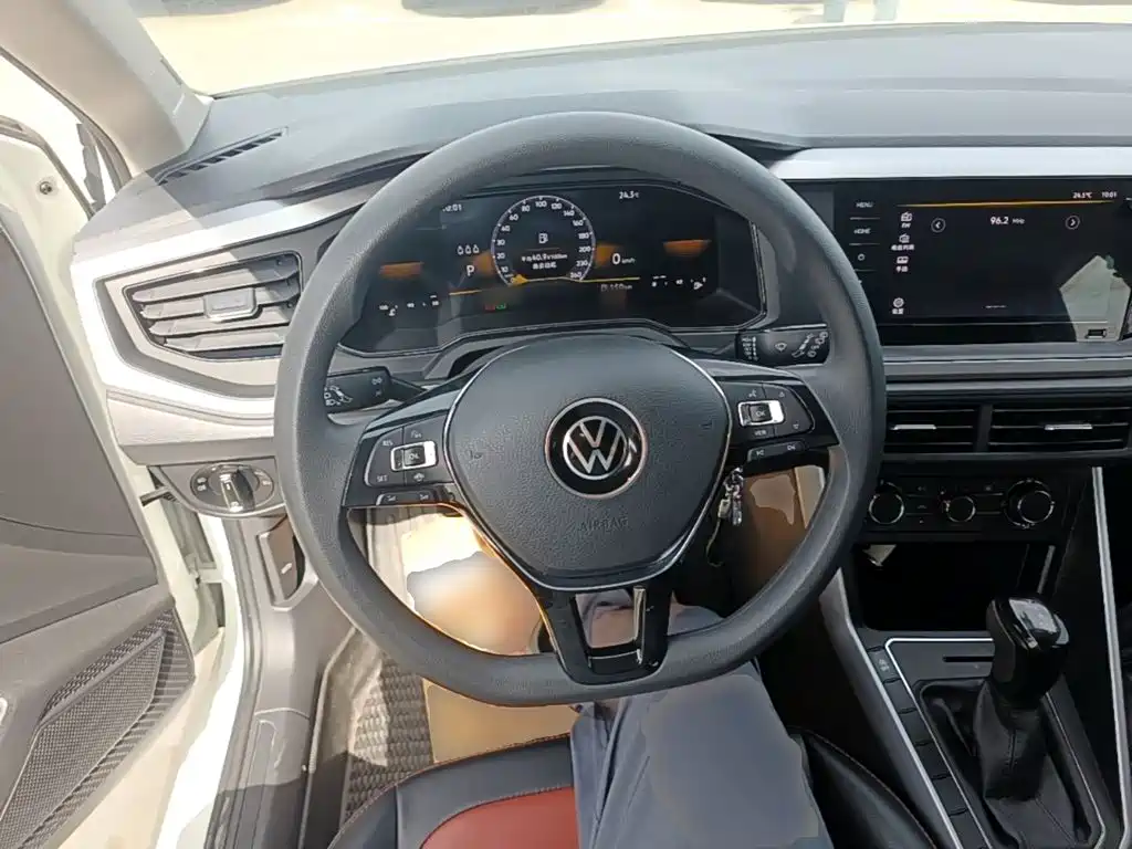 Volkswagen Polo — миниатюра 11