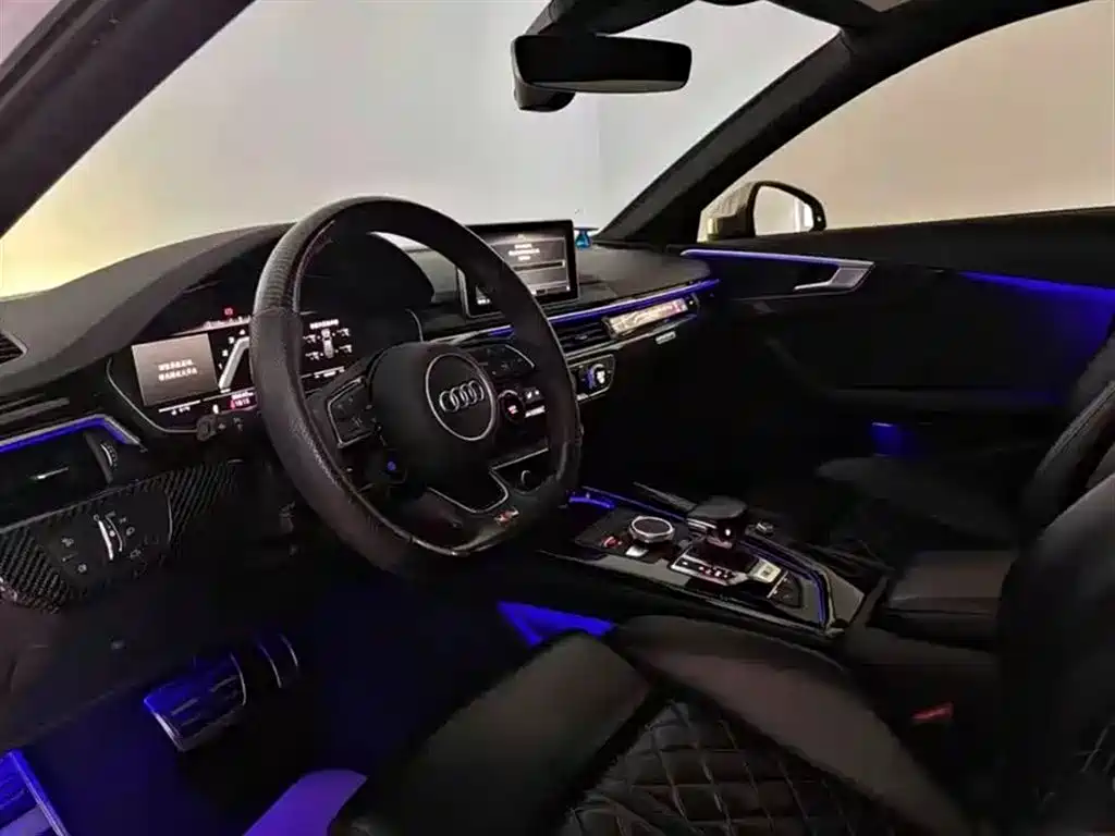 Audi A4L 2017 40 TFSI