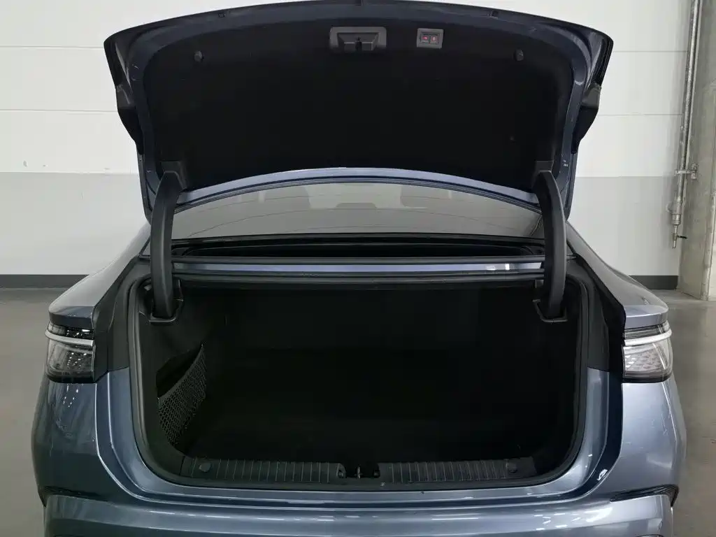 BYD Seal — миниатюра 16