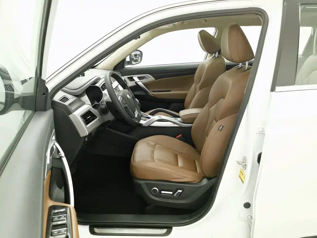 Geely Boyue — миниатюра 10