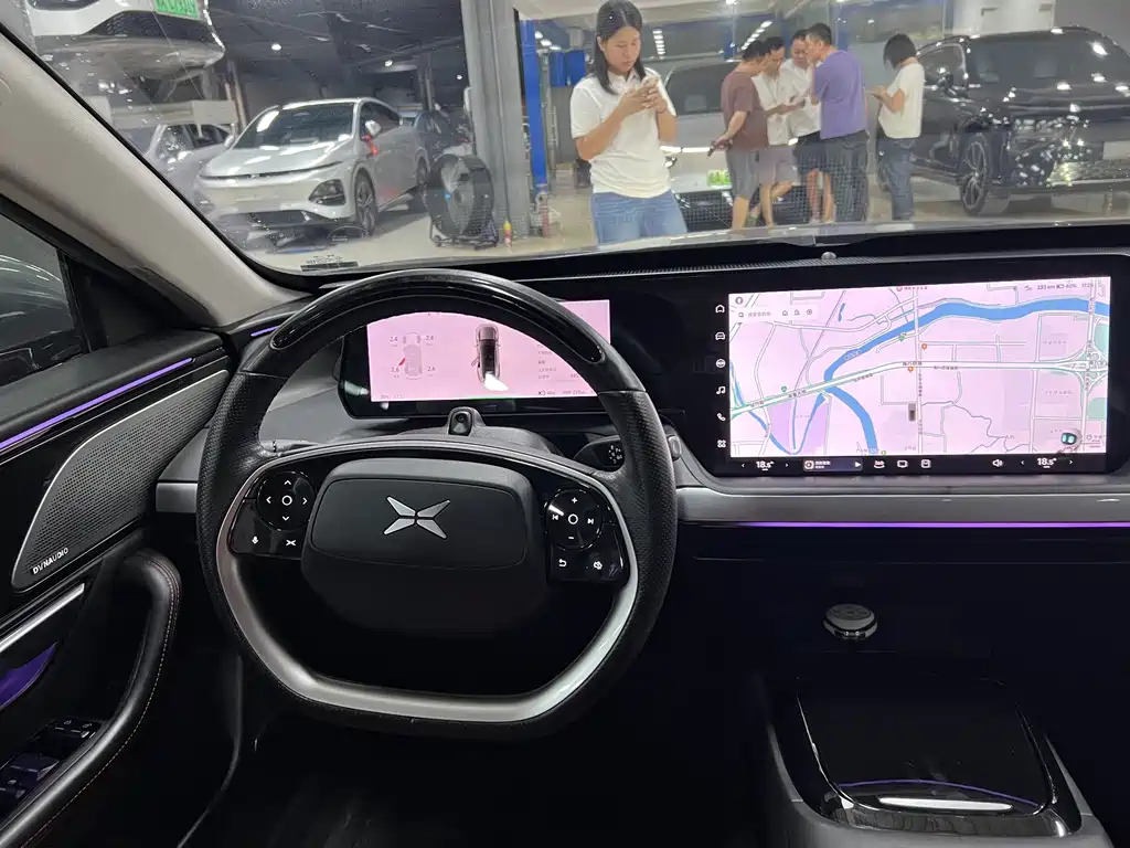 XPeng P7 — миниатюра 9