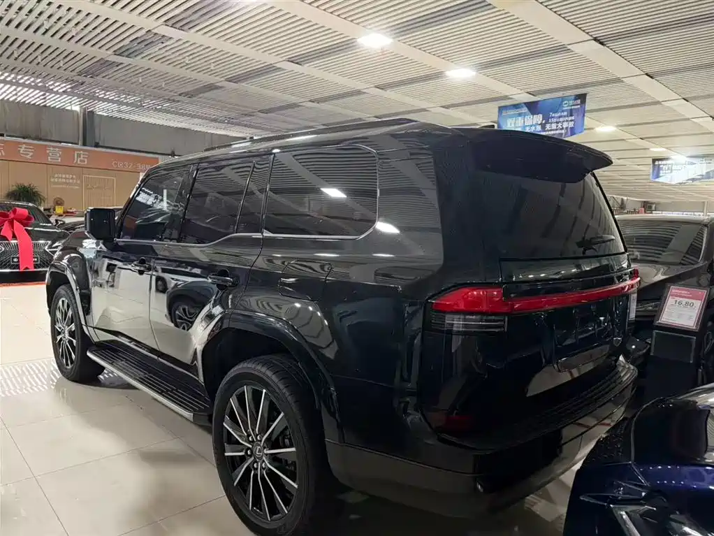 Lexus GX
