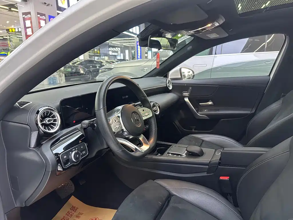 MERCEDES-BENZ A CLASS