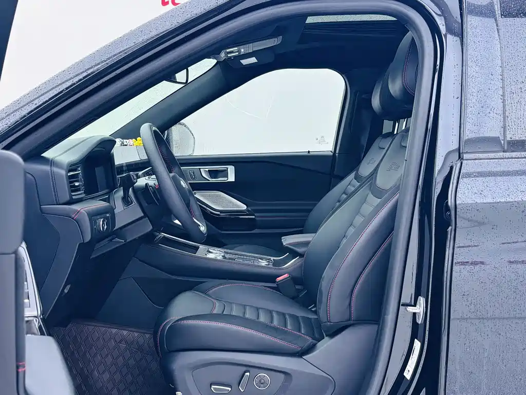 Ford Explorer — миниатюра 8