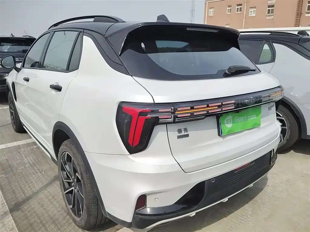 Lynk & Co 01 - фото 22