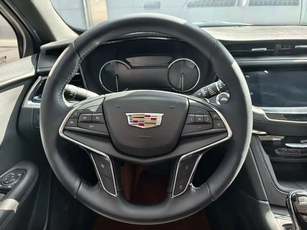 Cadillac XT5 — миниатюра 20