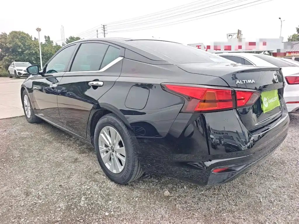Nissan Teana — миниатюра 5