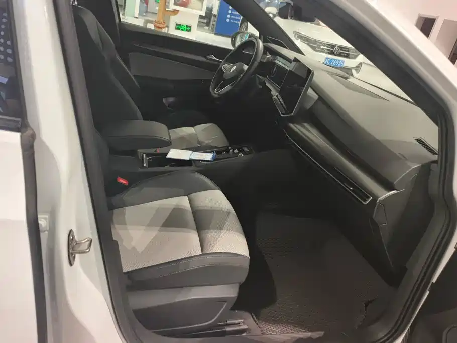 Volkswagen Golf — миниатюра 8