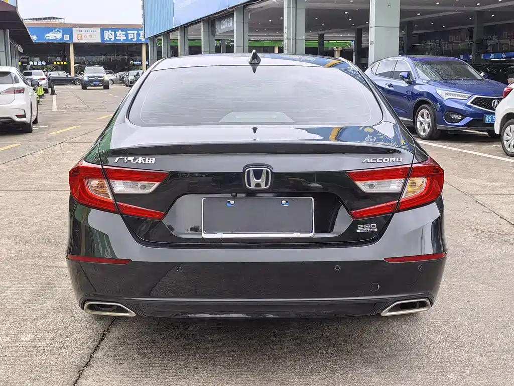 Honda Accord — миниатюра 5