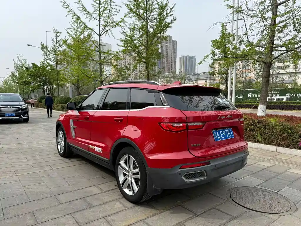 ZOTYE T700