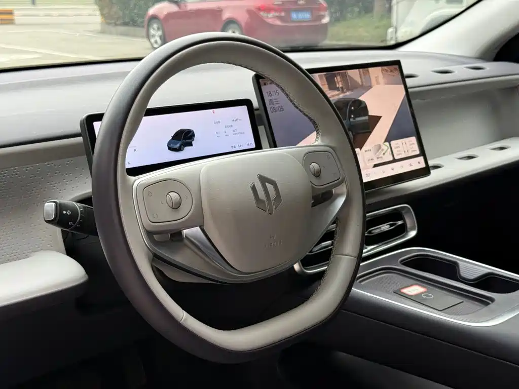Leapmotor Leapmotor B01 — миниатюра 9