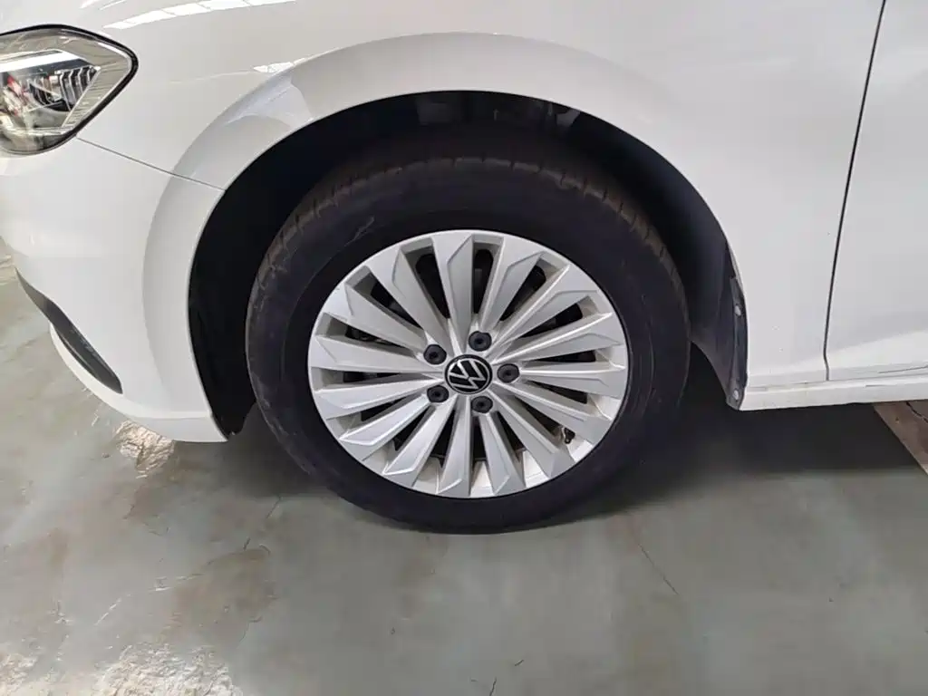 Volkswagen Lavida — миниатюра 23