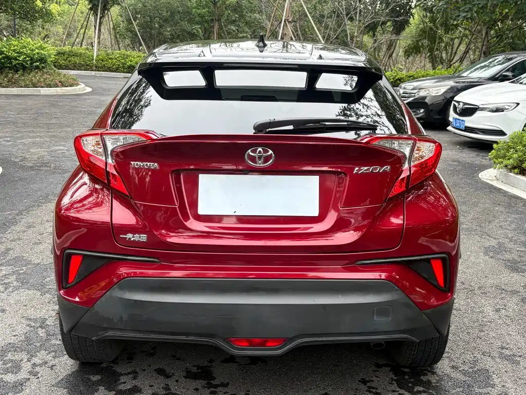 Toyota IZOA — миниатюра 5
