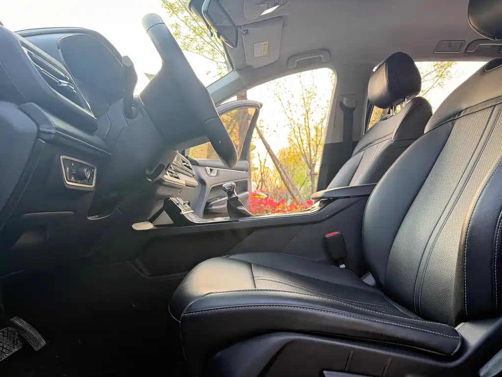 Wuling Victory 2020 1.5T CVT Luxury