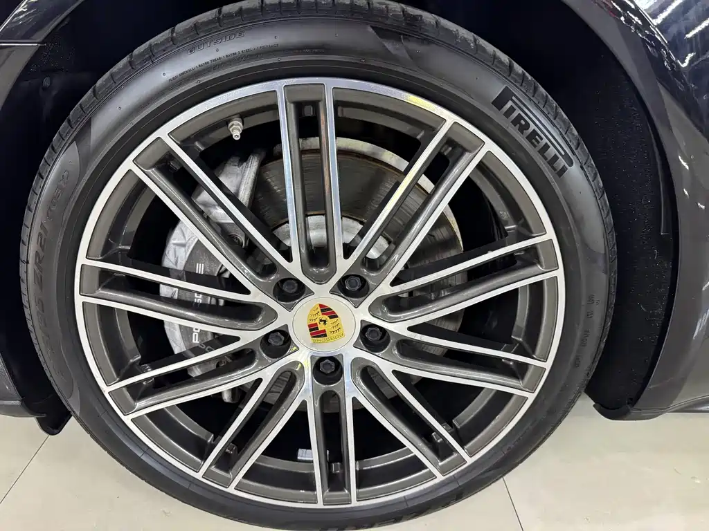Porsche Panamera — миниатюра 4