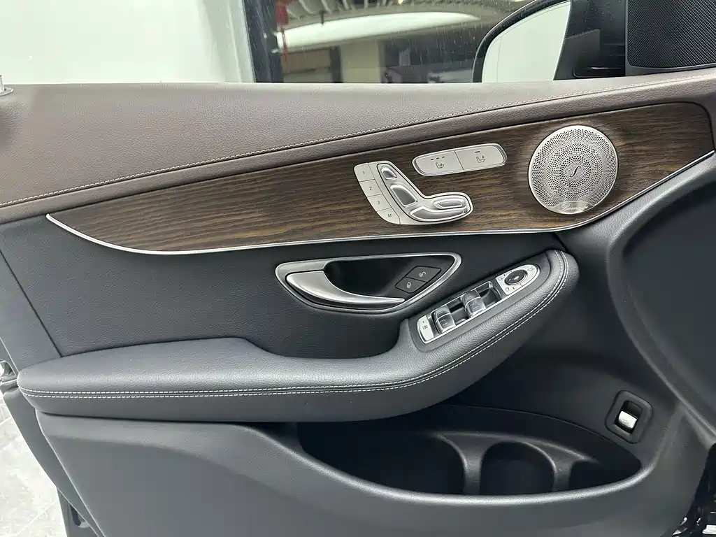 Mercedes-Benz GLC — миниатюра 20