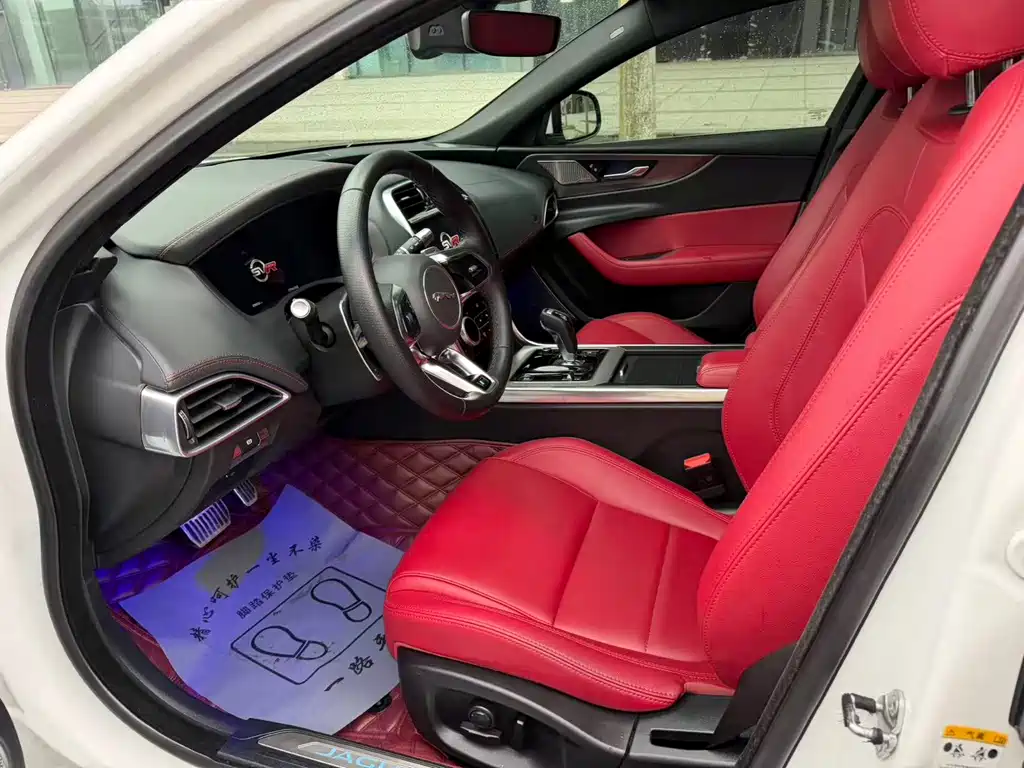 Jaguar XEL — миниатюра 5