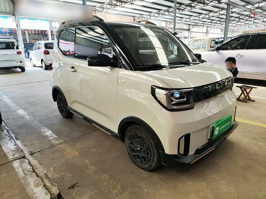 Wuling MINIEV — миниатюра 4