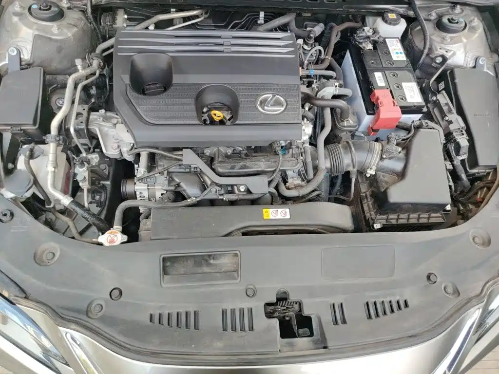 Lexus ES — миниатюра 11