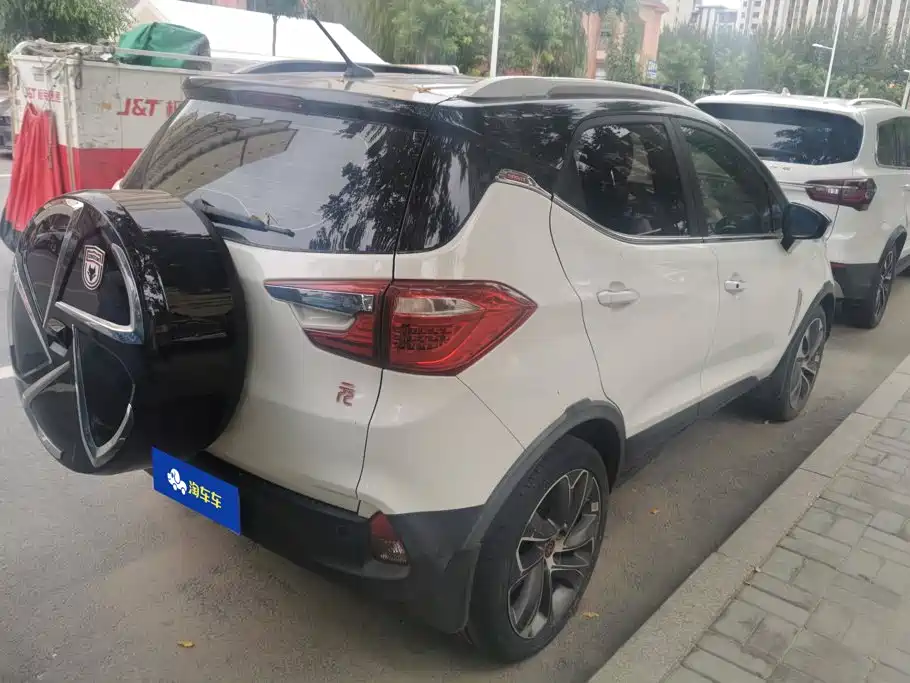 BYD Yuan — миниатюра 3