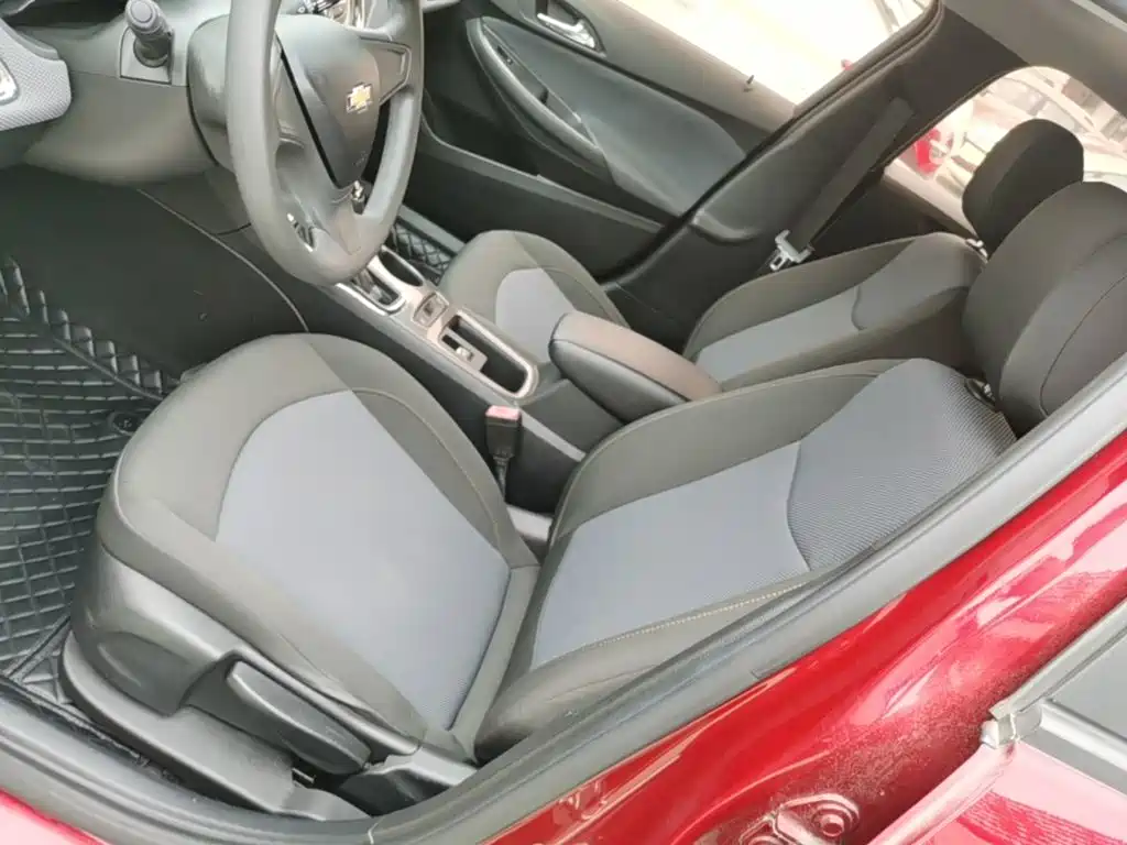 Chevrolet Cruze — миниатюра 15