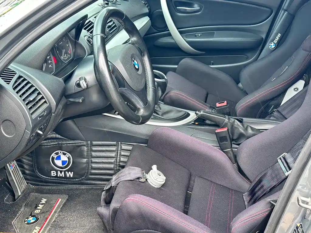 BMW 1 Series 1 2010 120i Sport