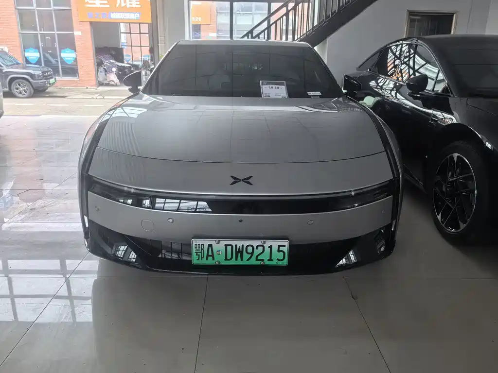 XPeng P7 — миниатюра 2