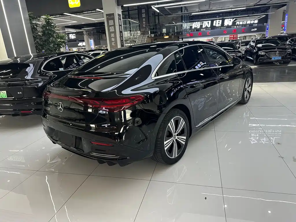 Mercedes-Benz EQE — миниатюра 18