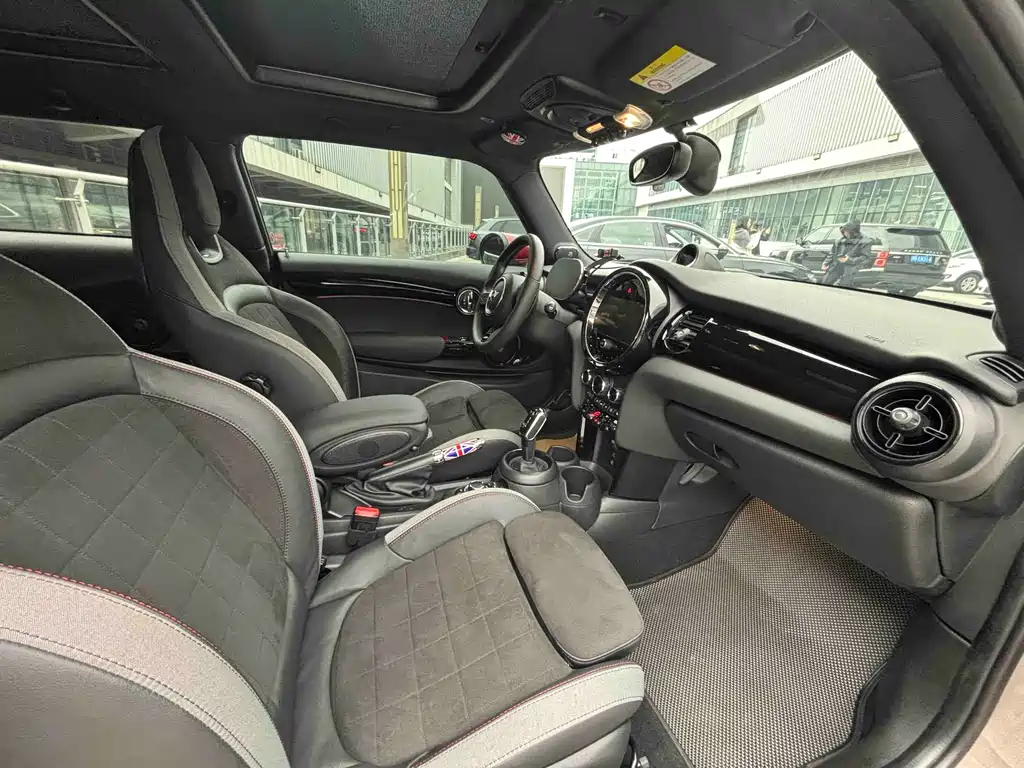 MINI Mini JCW — миниатюра 3