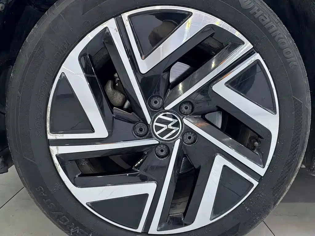 Volkswagen Sagitar — миниатюра 23