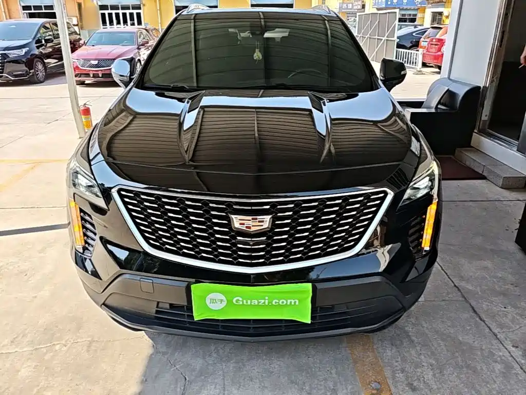 Cadillac XT4 2023 28T