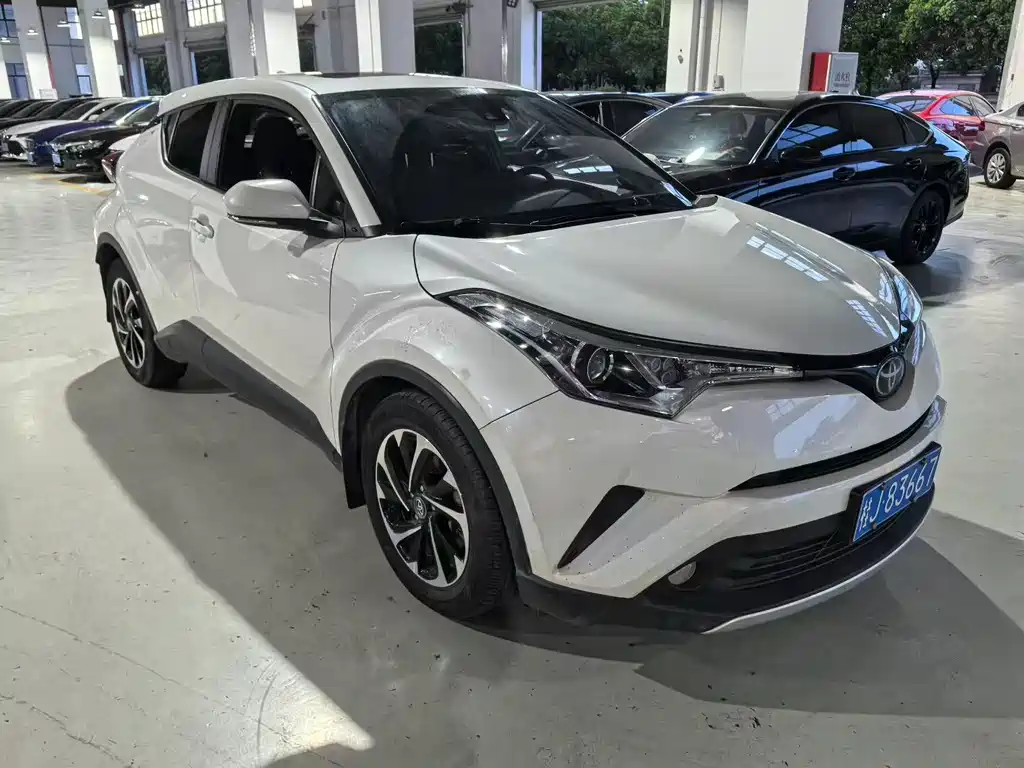 Toyota Izoa 2018 2.0L V